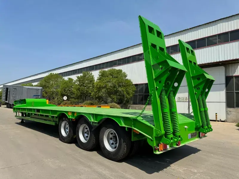 O semi-reboque de três eixos é a solução de transporte pesada que você está procurando?