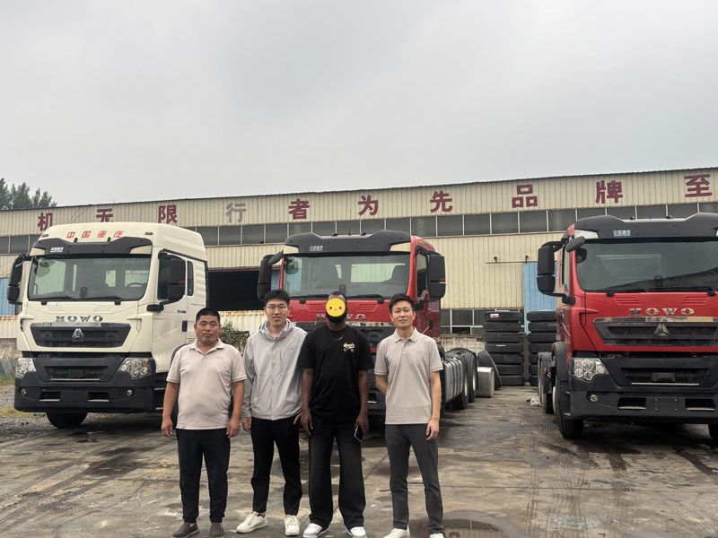 Superando montanhas e mares para buscar cooperação! Clientes moçambicanos visitam a Fábrica Luyi para inspeção e troca