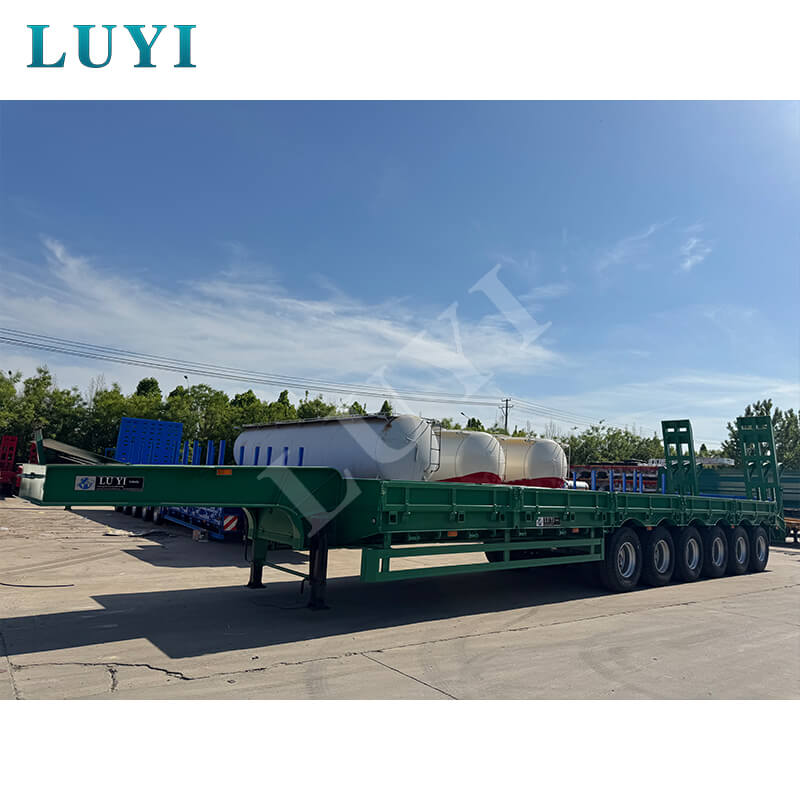Nova conquista na cooperação transnacional! Os semirreboques baixos de pescoço de ganso de 6 eixos LUYI são enviados em lotes para a Mauritânia