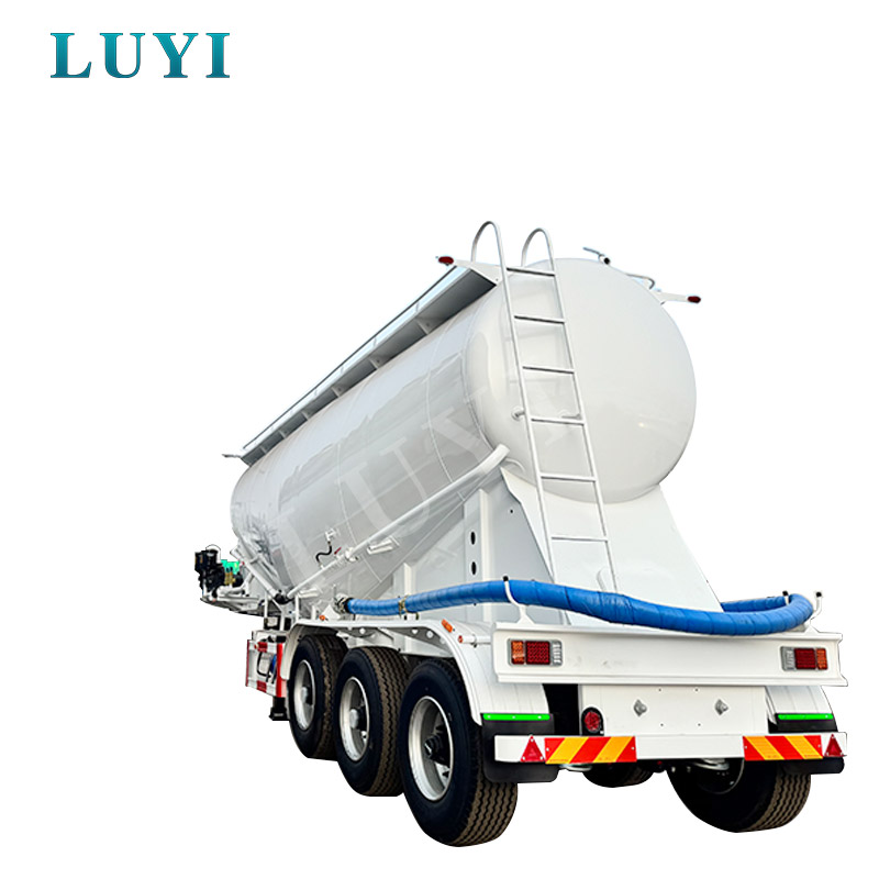 Semirreboque tanque de pólvora de 30 metros cúbicos