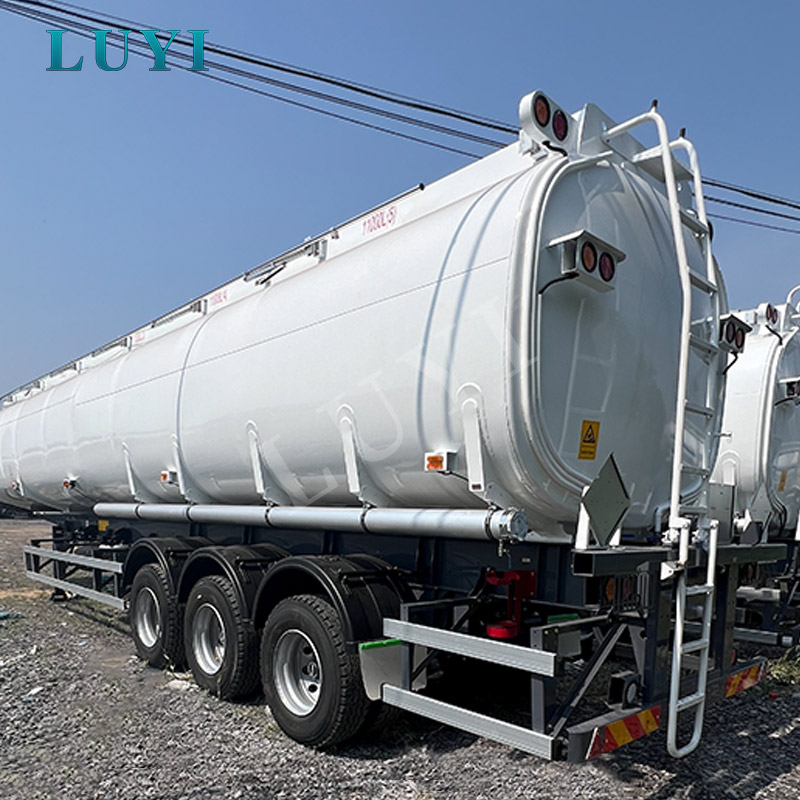 Semi-reboque tanque de combustível de 3 eixos 55.000L para distribuição de óleo, diesel e combustível
