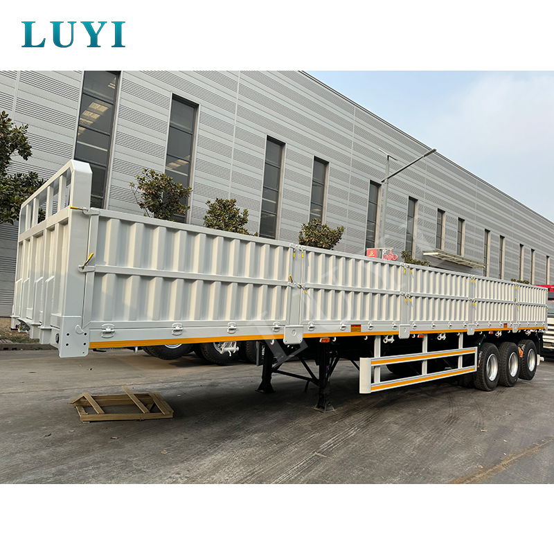 Aprofundando a cooperação internacional: comerciantes eslovenos visitam a fábrica de Luyi para discutir semirreboques de parede lateral de 3 eixos Aprofundando a cooperação internacional: comerciantes eslovenos visitam a fábrica de Luyi para discutir semirreboques de parede lateral de 3 eixos
