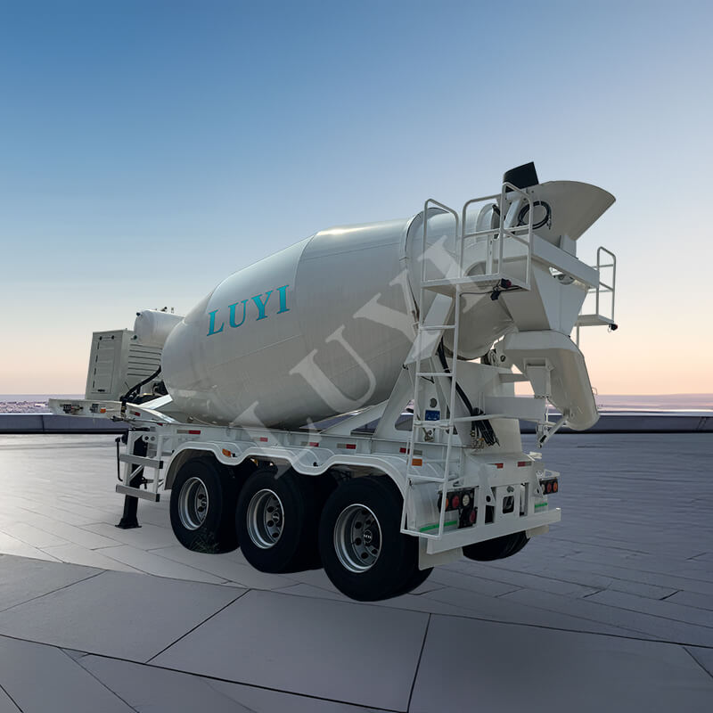 Semirreboque misturador de cimento de três eixos com capacidade de 12 metros cúbicos